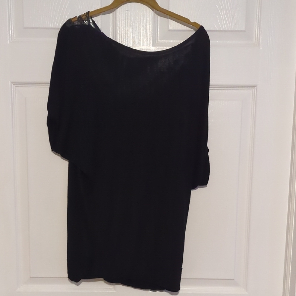 Jasmine Black Lace Detail Top